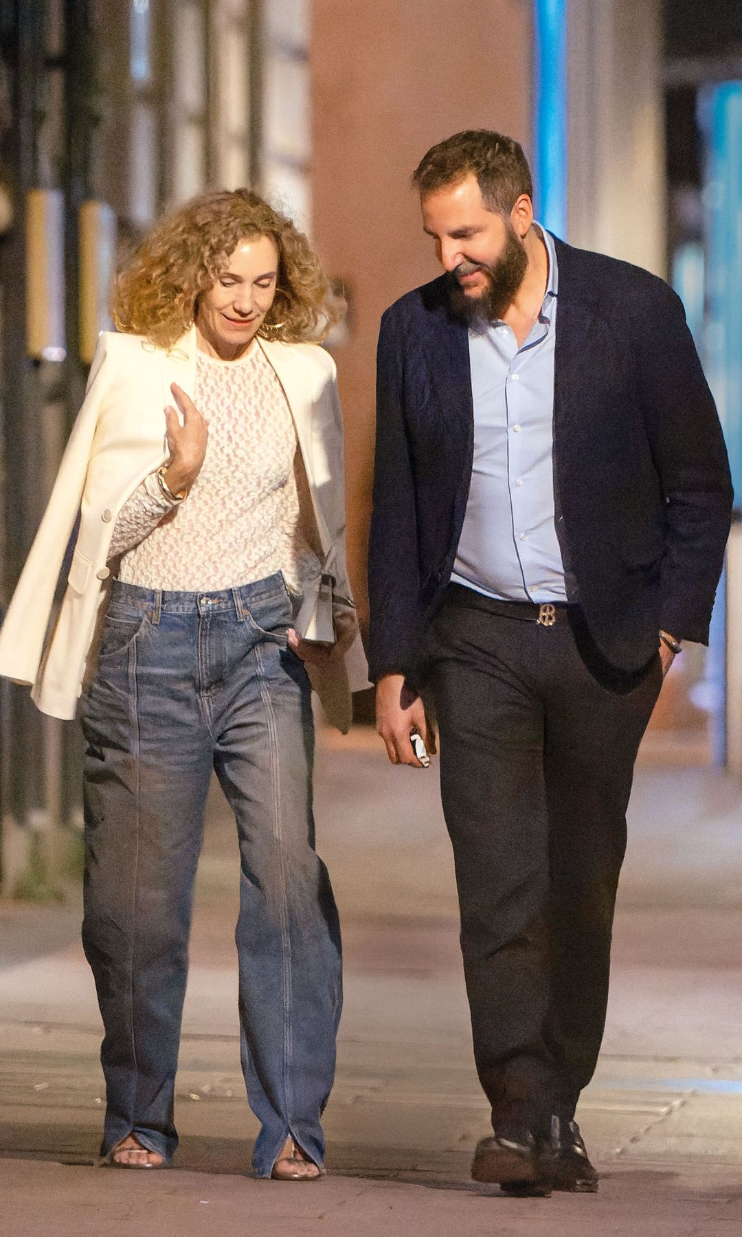 Borja y Blanca abandonando el local tras su cita con Paloma Cuevas y Luis Miguel