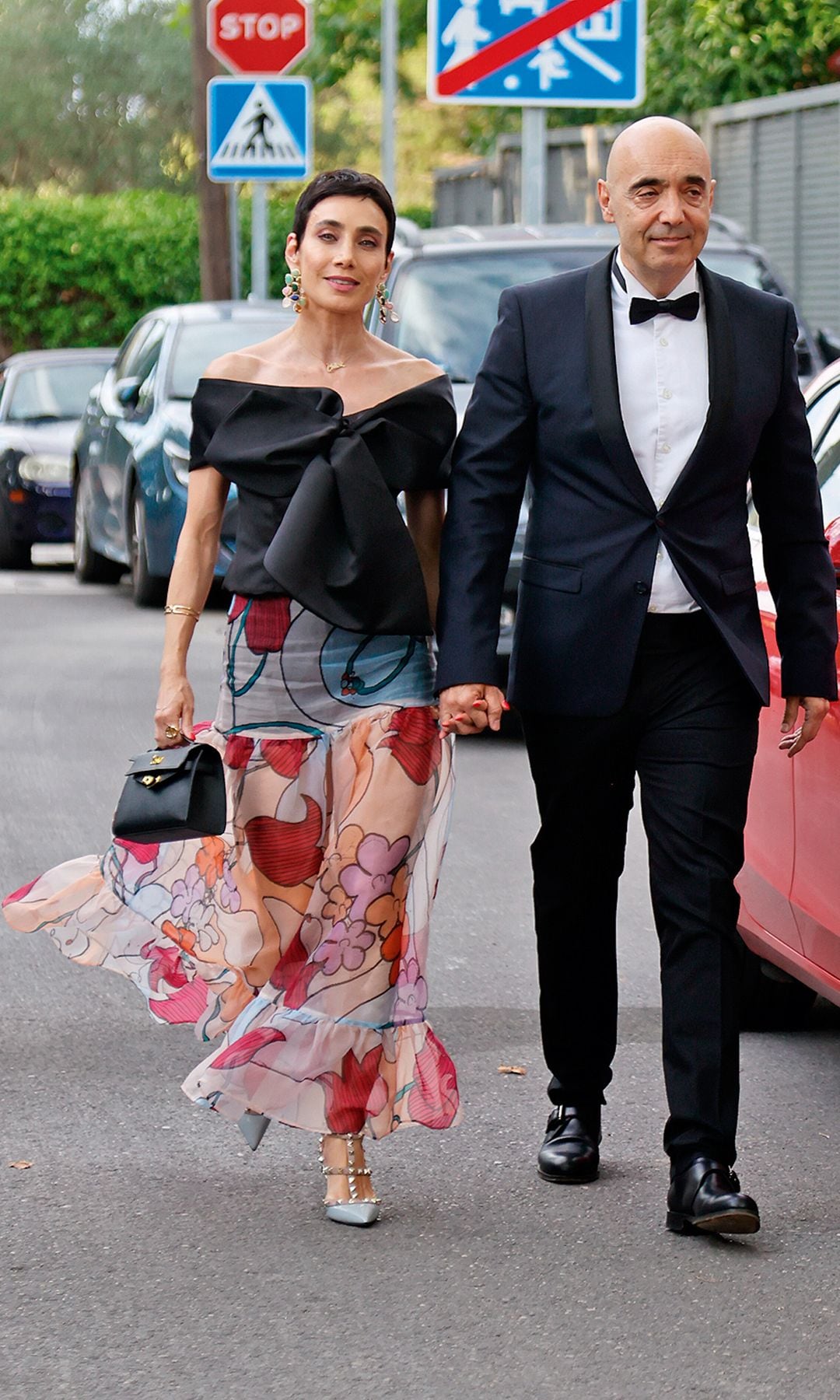 HOLA 4174 BODA DAVID SUMMERS Cipri Quintas y Julia Kroumova, directiva de UNOde50