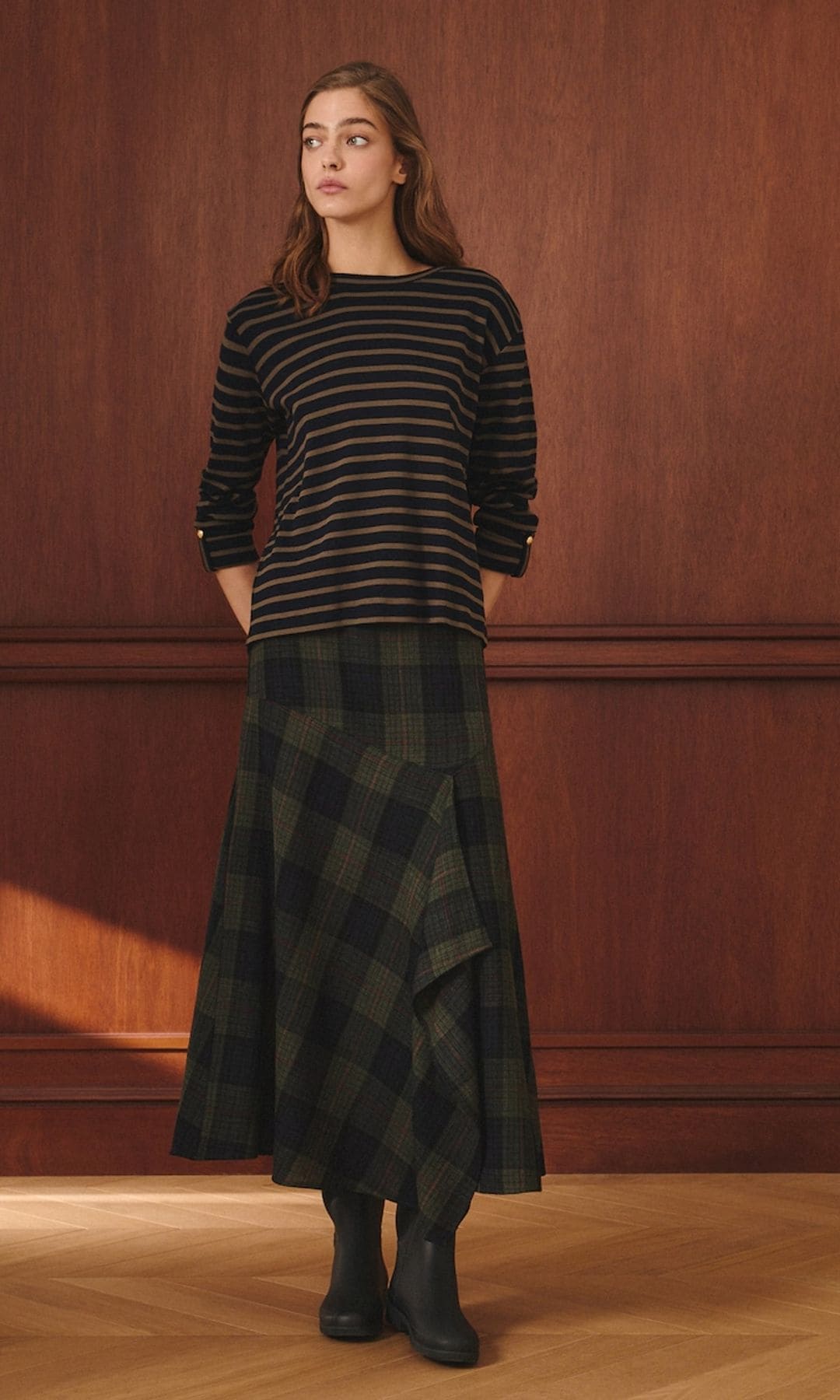 Falda a cuadros de Lloyd's.