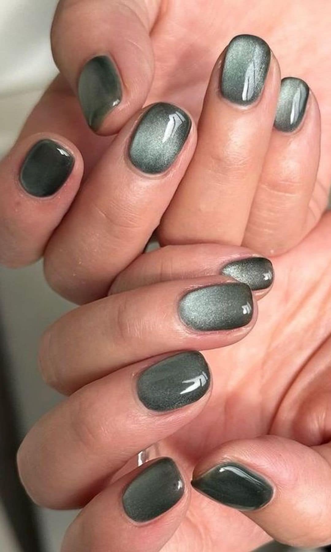 manicura efecto ojo de gato