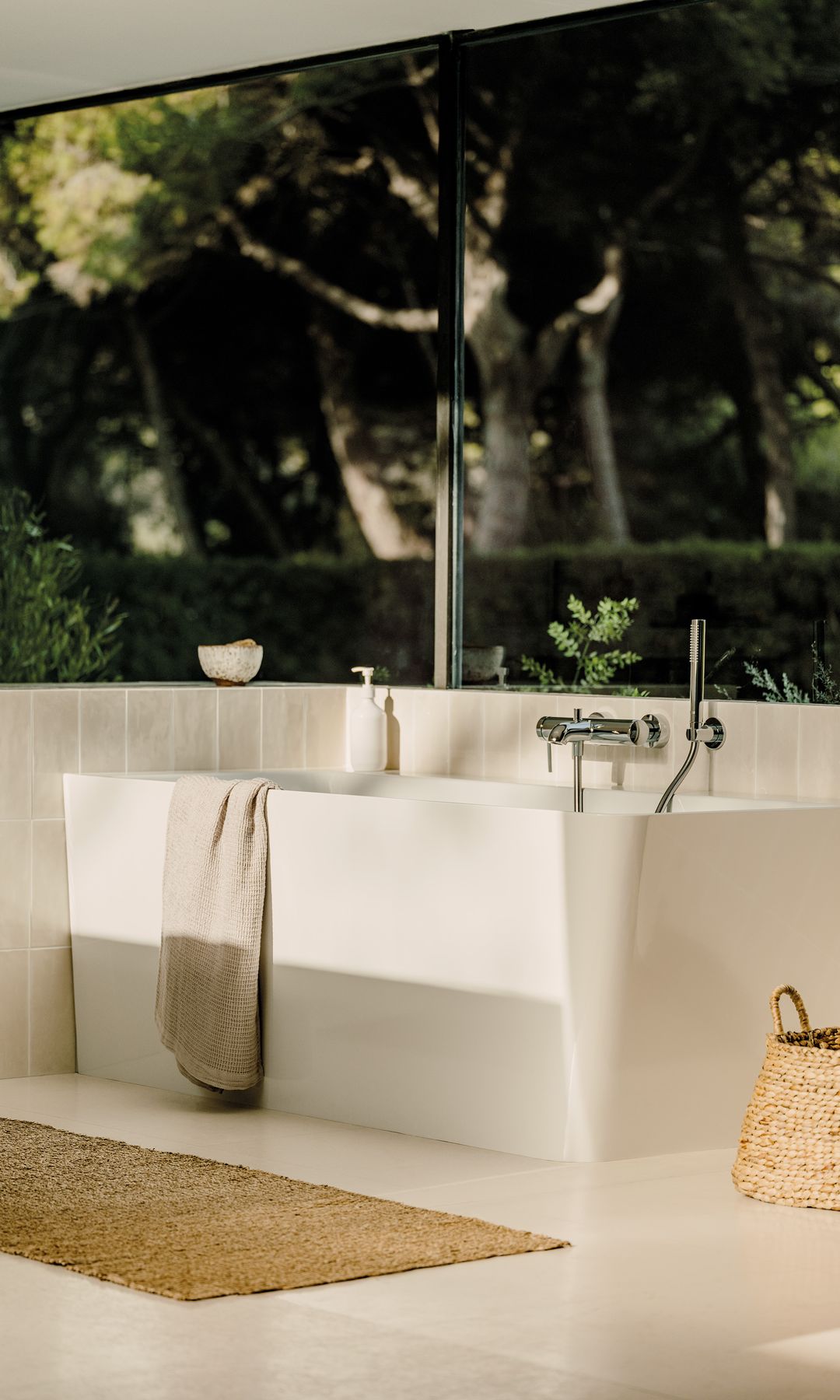 Bañera exenta Ona de Roca
