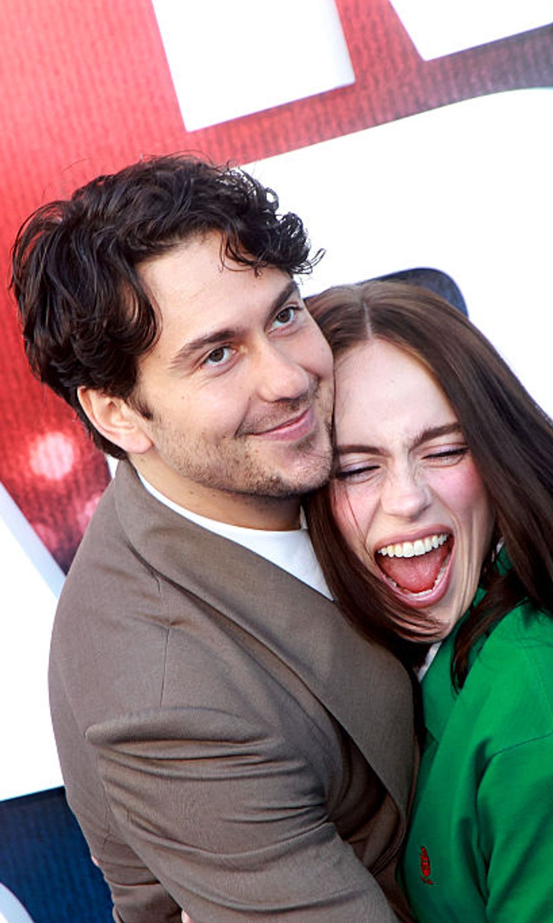 Nat Wolff y Billie Eilish en la premier de Los Ángeles de 'Billie Eilish: Hit Me Hard and Soft - The Tour Live in 3D'