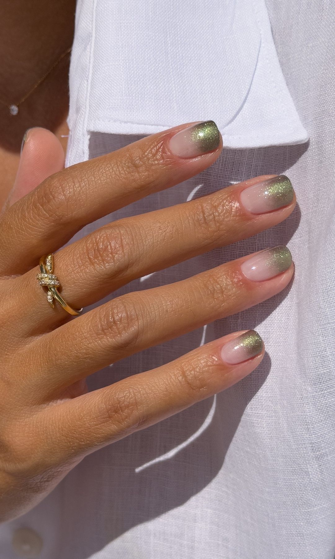 Manicura degradado en verde