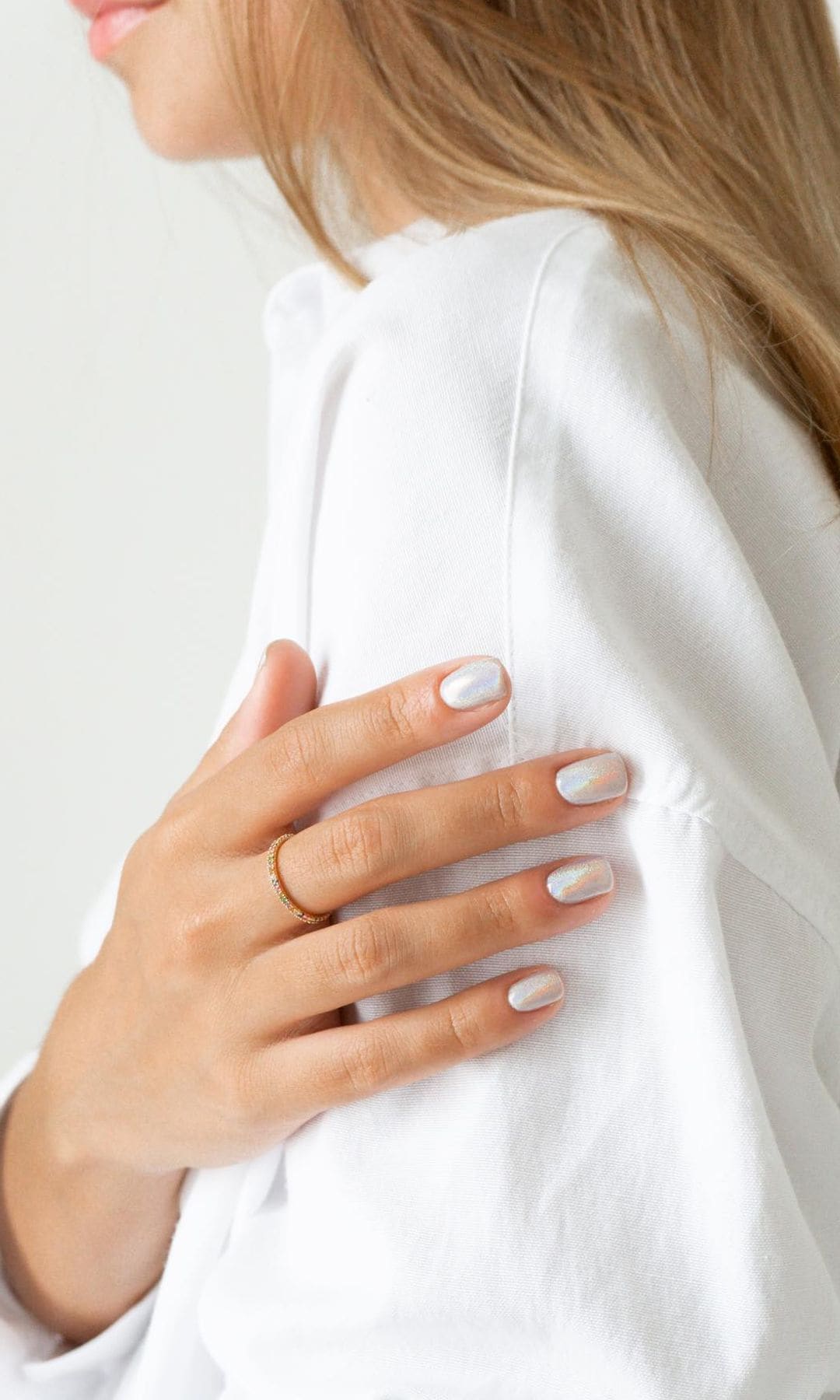 Manicura plateada