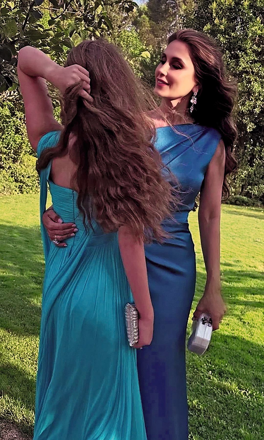 Paloma Cuevas con una de sus hijas
