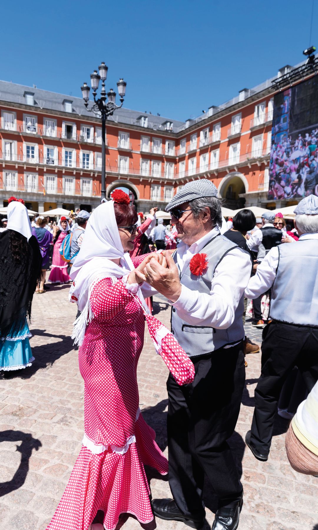 Bailando por Madrid en San Isidro