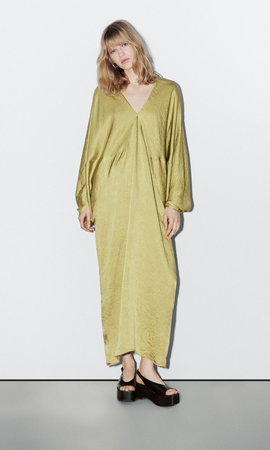 Vestido kimono de Massimo Dutti