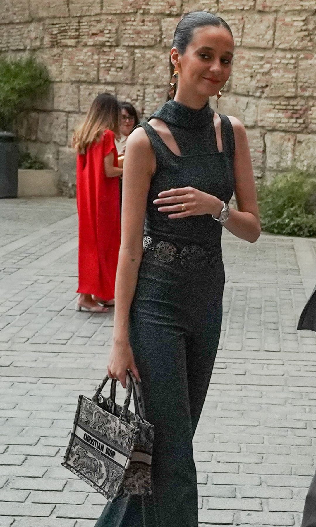 Victoria Federica con sandalias planas