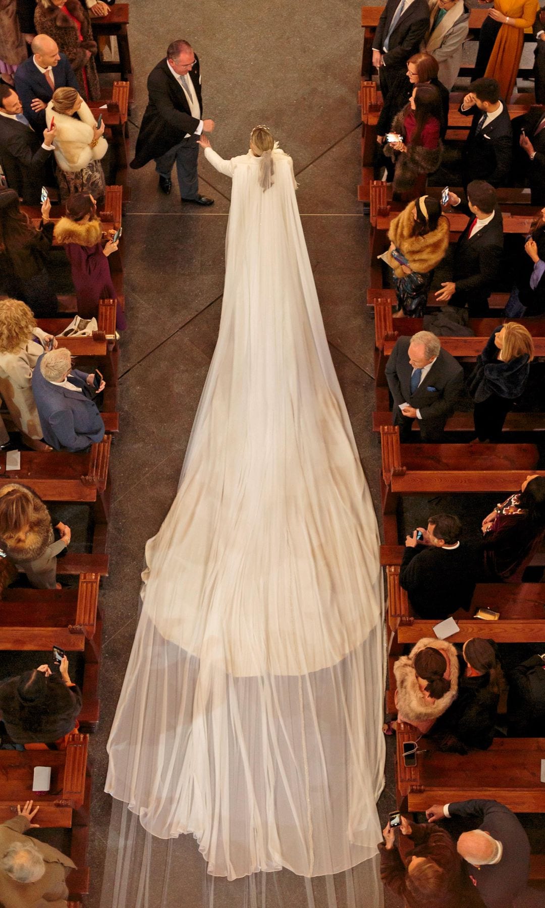 HOLA ESPECIALES NOVIAS PRIMAVERA VERANO María Baraza