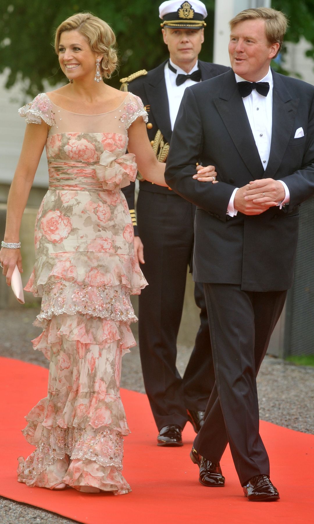 SWEDEN - JUNE 18: Dinner hosted by the governement of Sweden in Honor for the wedding of H.R.H. Crown Princess Victoria of Sweden and Daniel Westling In Stockholm, Sweden On June 18, 2010-Princess Maxima and Prince Willem Alexander of Nederland. (Photo by Pool BENAINOUS/HOUNSFIELD/Gamma-Rapho via Getty Images)