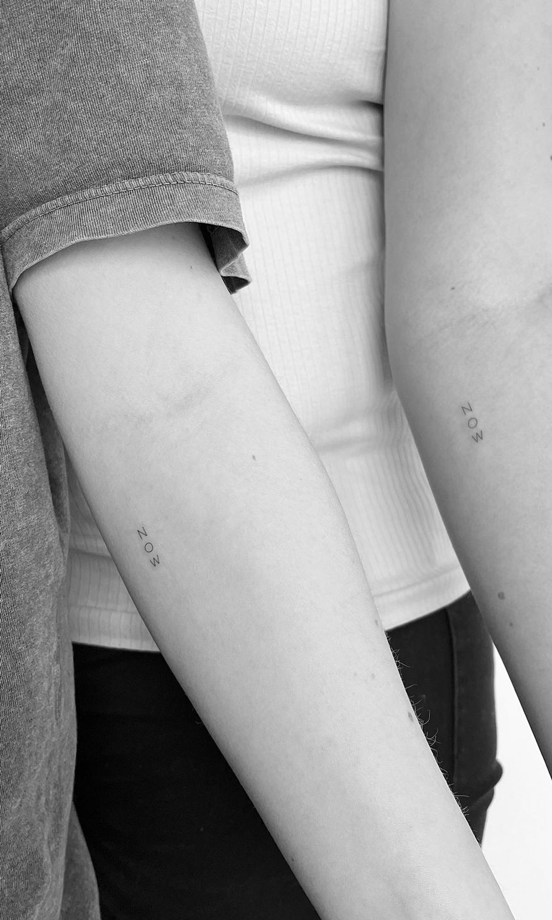 Tatuaje para madre e hija de 'now'