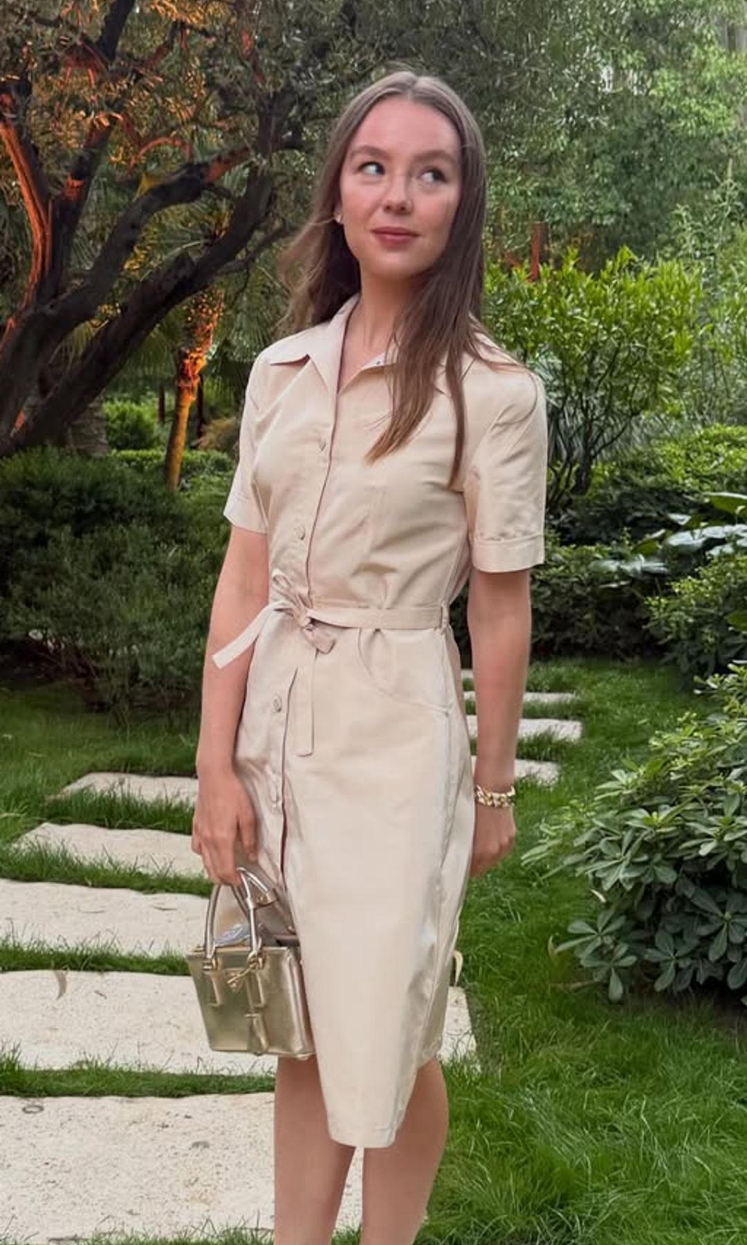 Hace 50 años solo las llevábamos en la playa y ahora hasta las princesas (como Alexandra de Hannover) tienen unas para sus looks más elegantes
