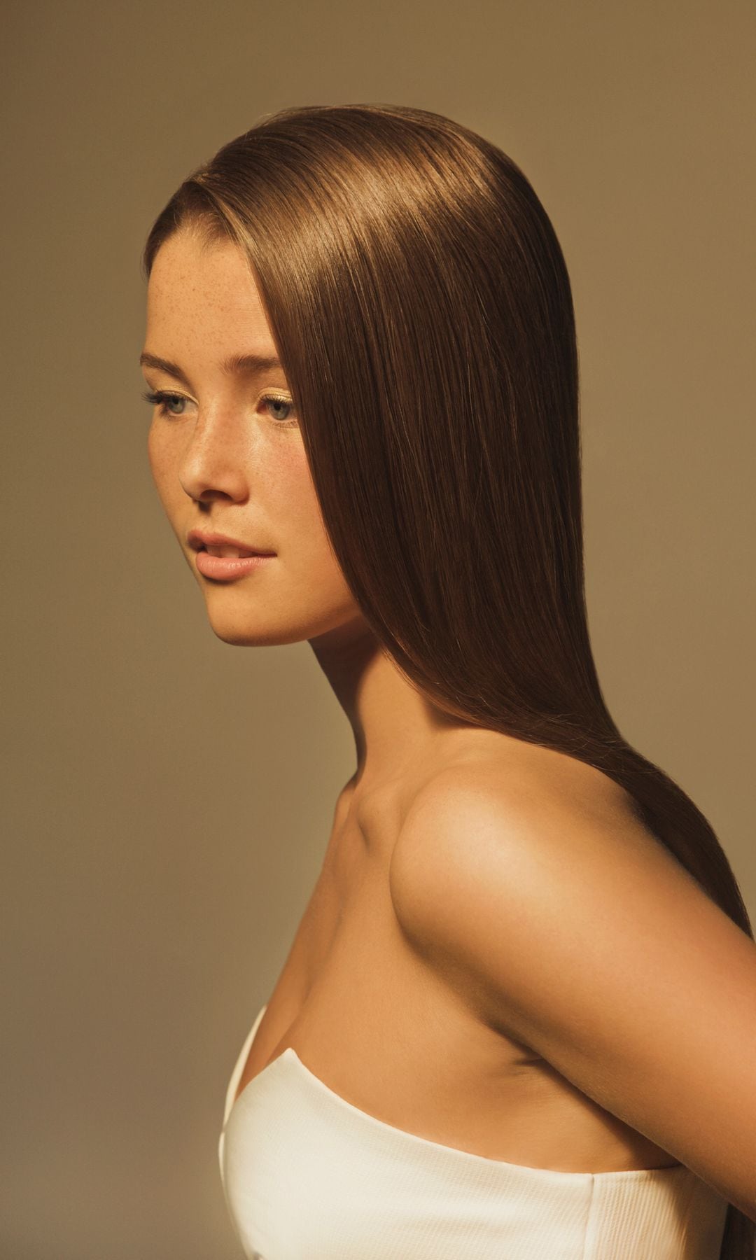 Un pelo que no brilla es un pelo envejecido