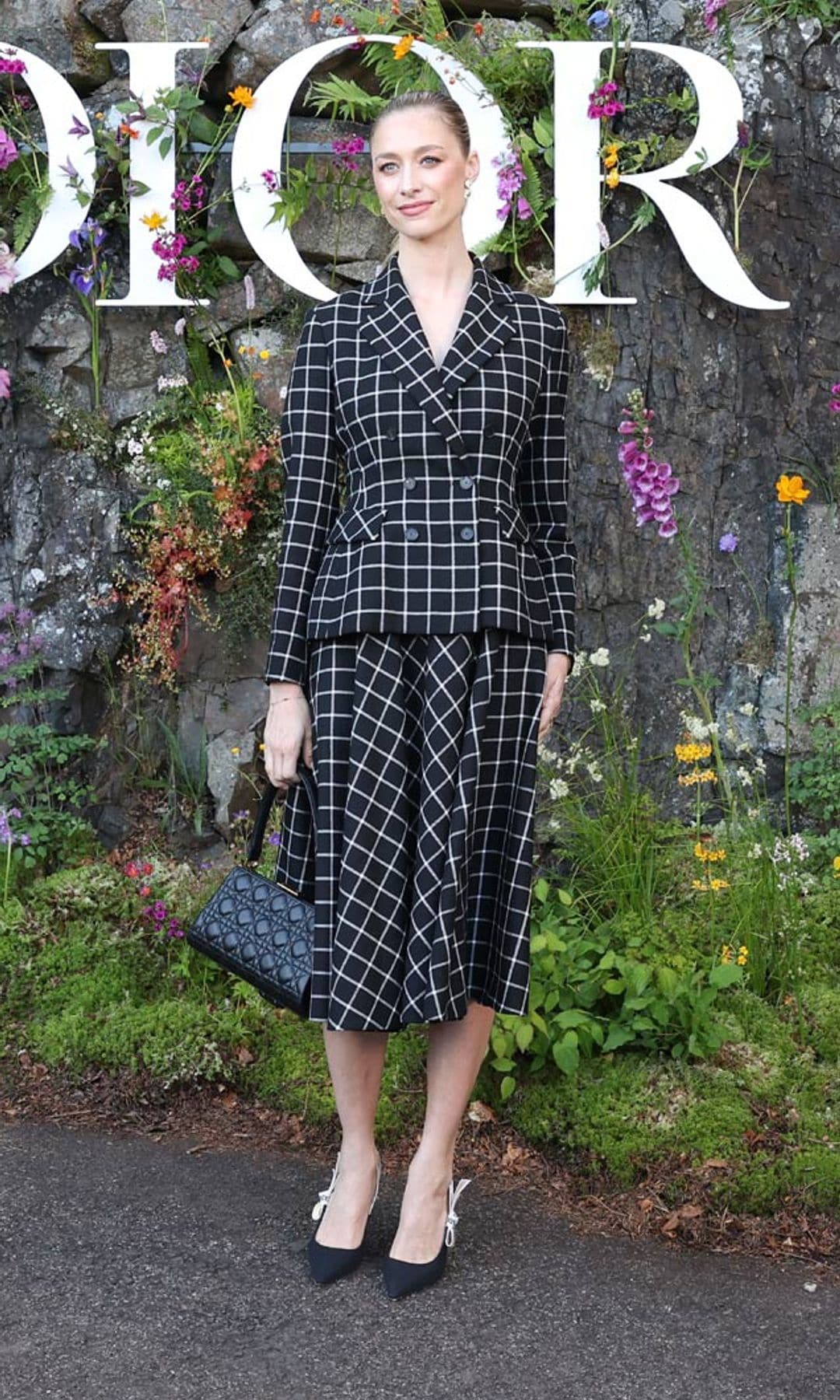 HOLA+ Beatrice Borromeo