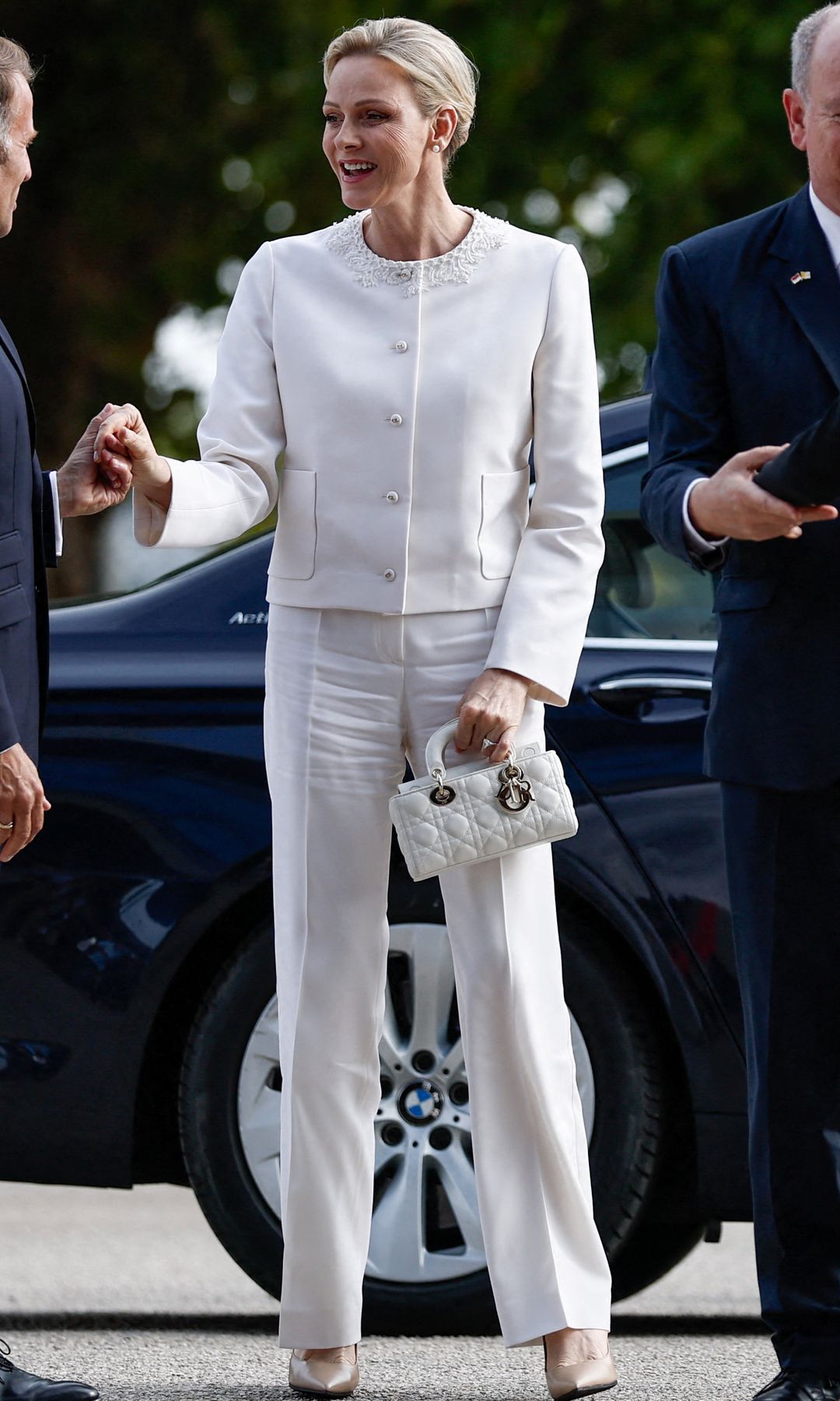 Charlene de Mónaco, impecable de blanco ante el papa León XIV: "Se desmarca de lo clásico y sigue los pasos de la reina Sofía"