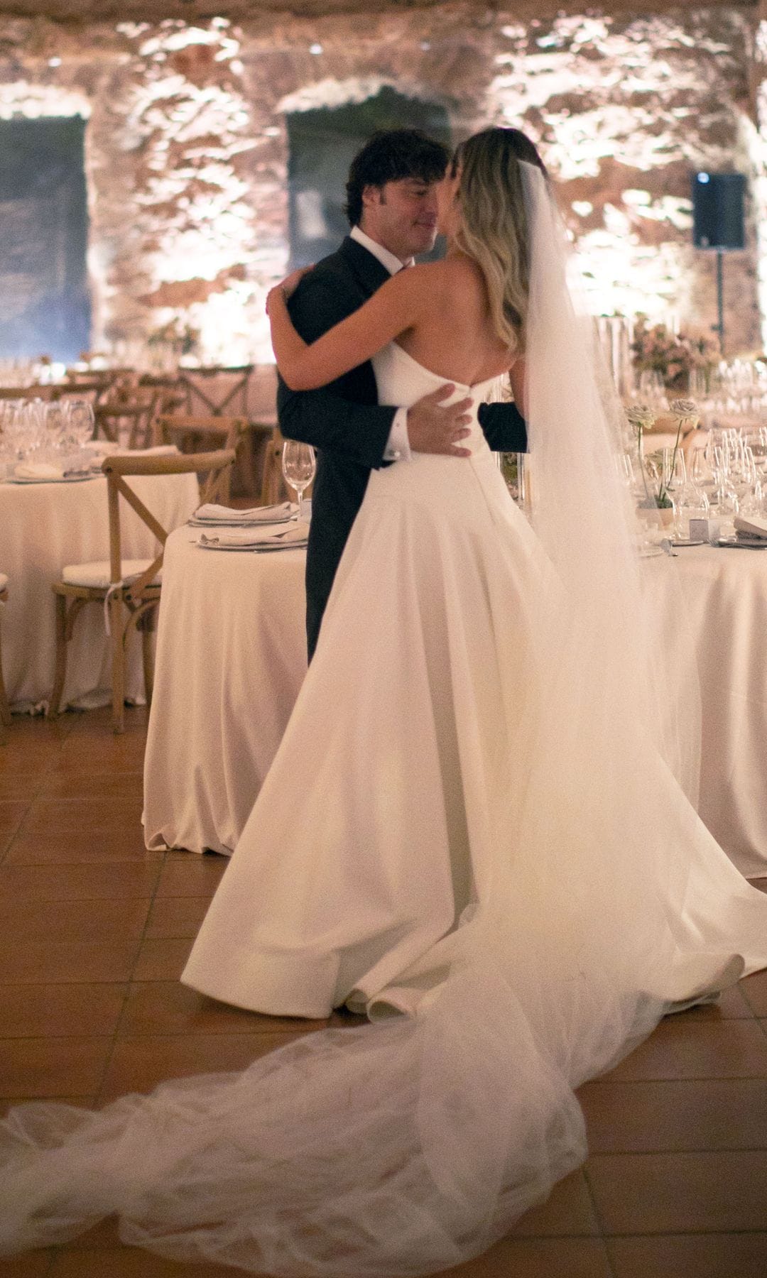 Jordi Cruz y Rebecca Lima bailando