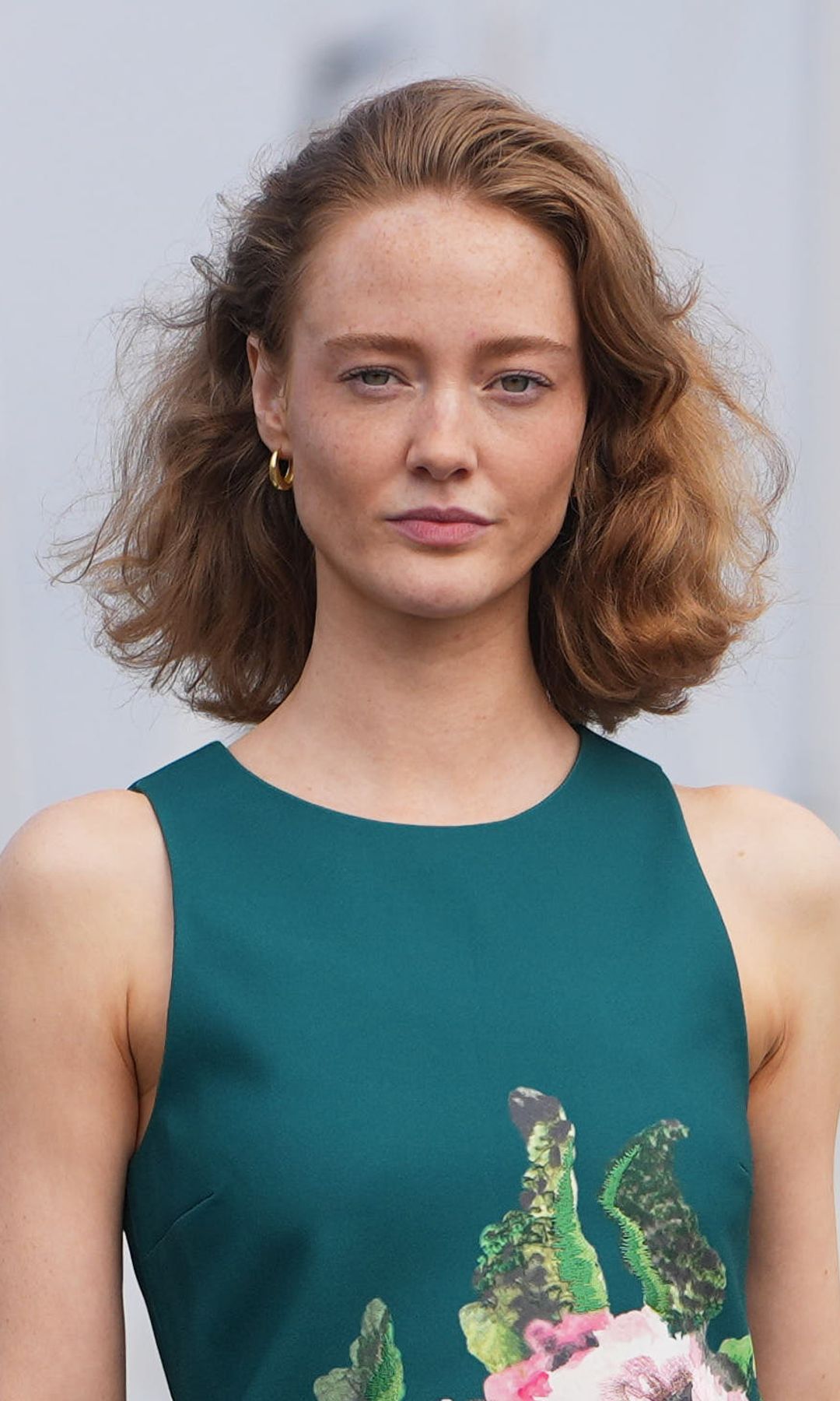 Corte para cabello ondulado mediano