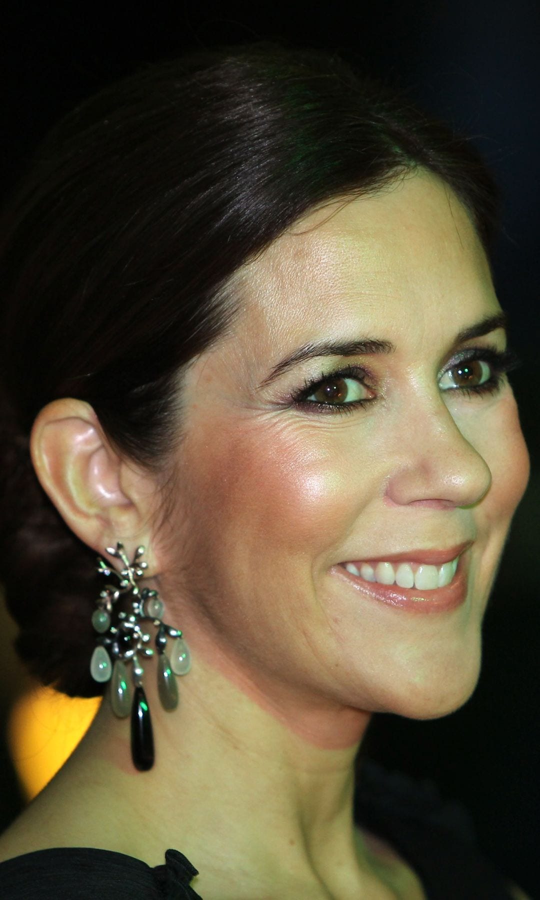 Mary de Dinamarca con pendientes Gipsy de Ole Lynggaard 