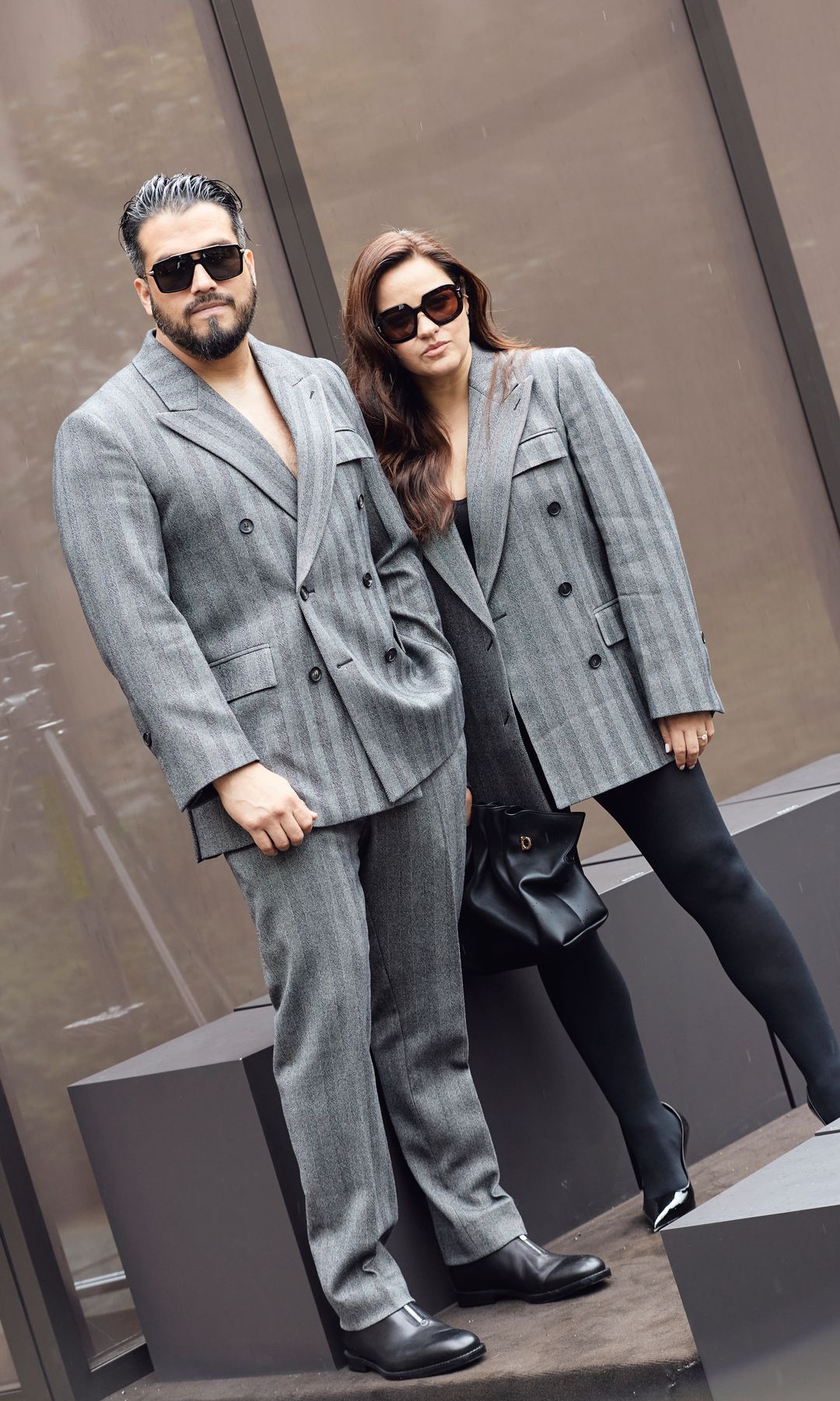Maite Perroni y Andrés Tovar en el defile de Ferragamo en Milán