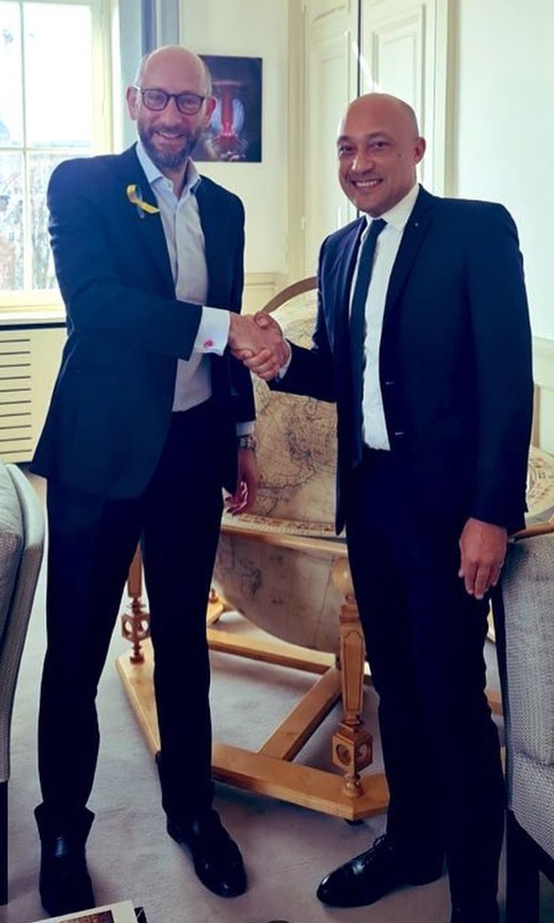 Theo Rycroft, el nuevo secretario privado del rey y diplomático de carrera