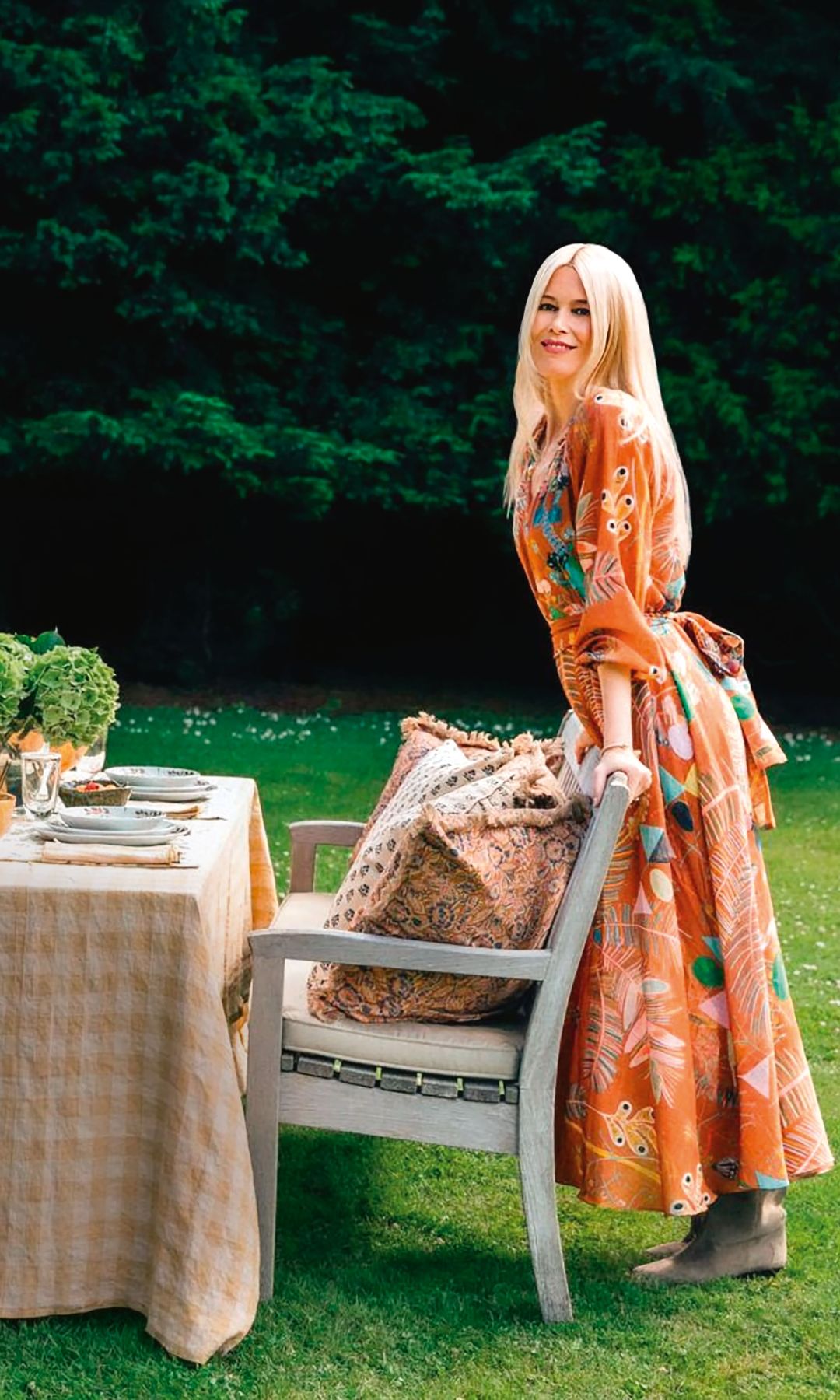 Claudia Schiffer bajo la luz natural