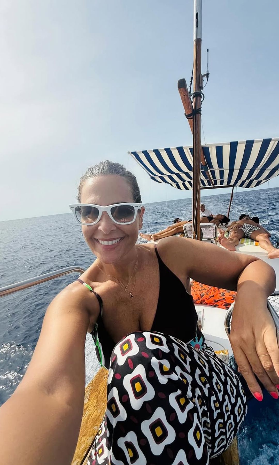 Nuria Roca en bañador