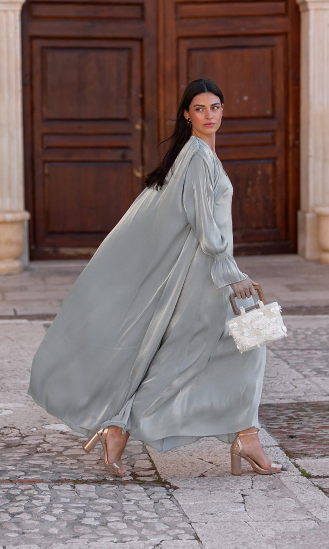 Conjunto de invitada satinado de ANBE Madrid