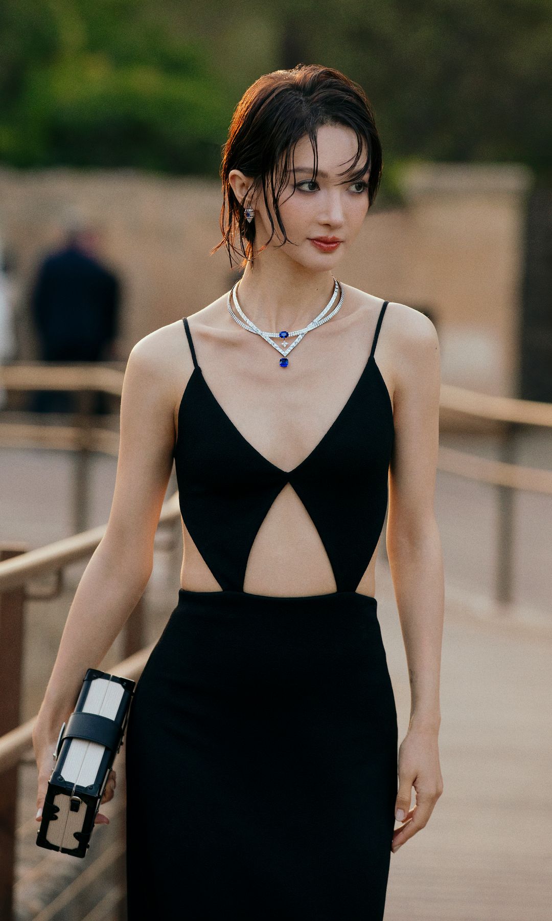 Jin Chen en el desfile de Louis Vuitton Virtuosity - Louis Vuitton High Jewelry