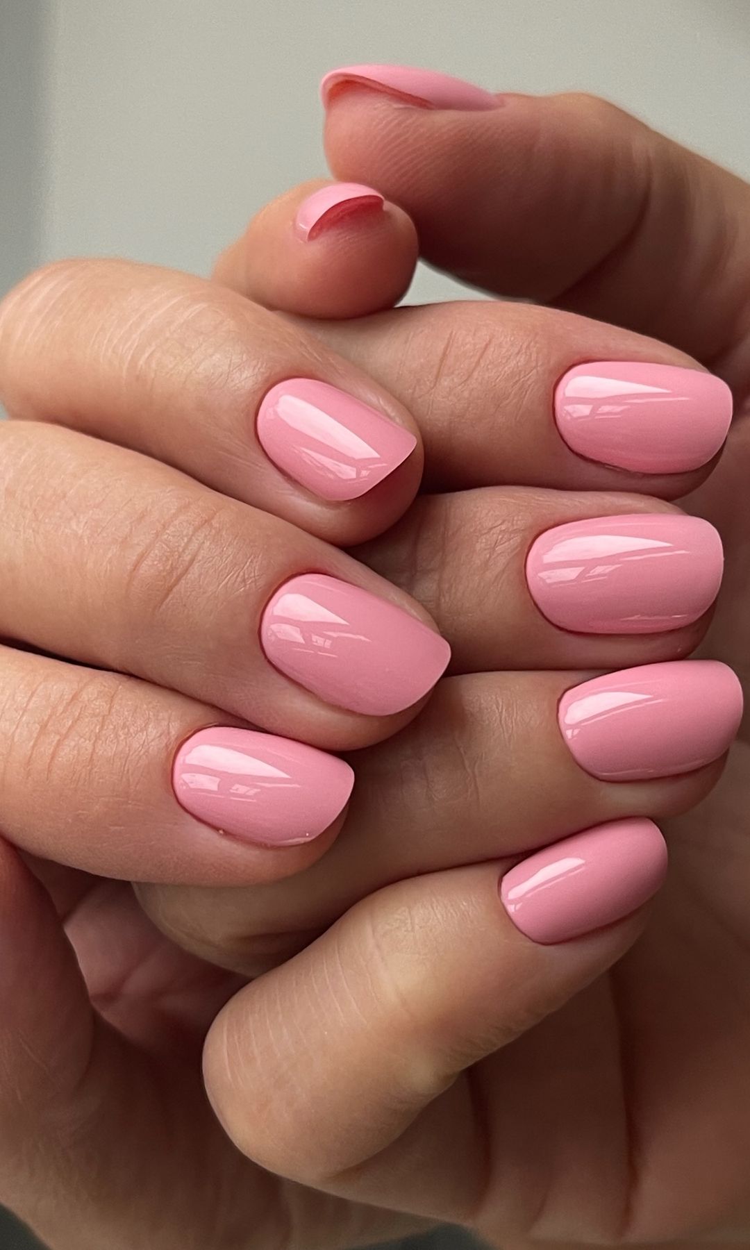 Manicura rosa clásico