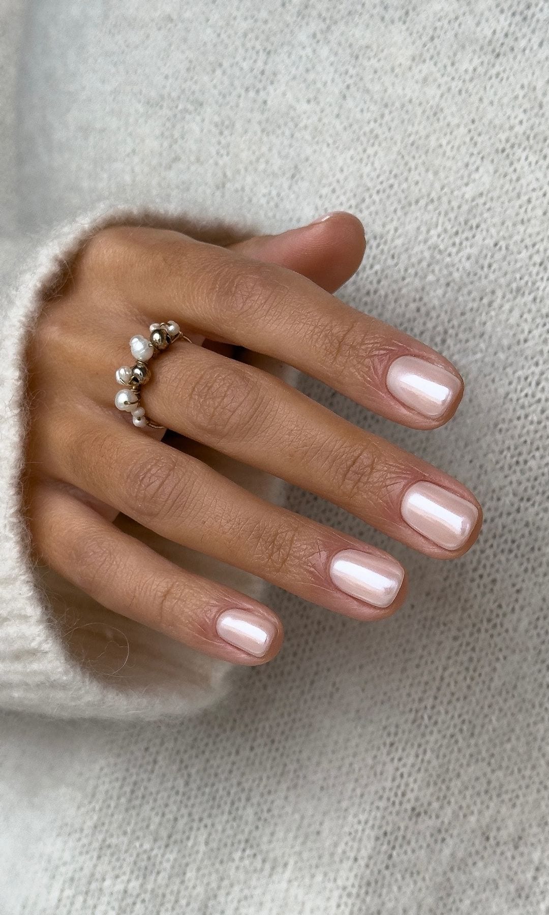 Manicura efecto perla