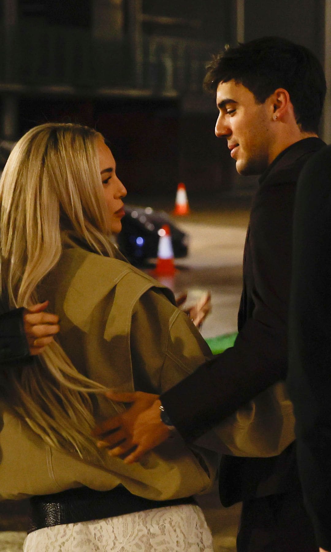 Óscar Casas y Ana Mena en el festival STARLITE Madrid. 15 de diciembre de 2025