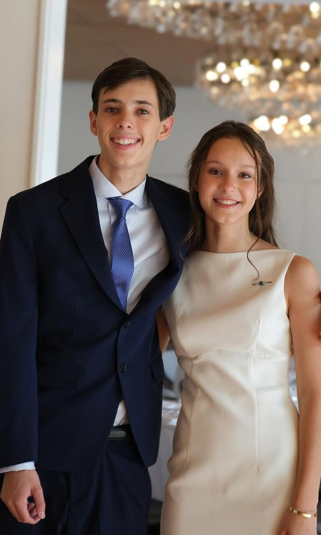 Athena y su hermano Henrik