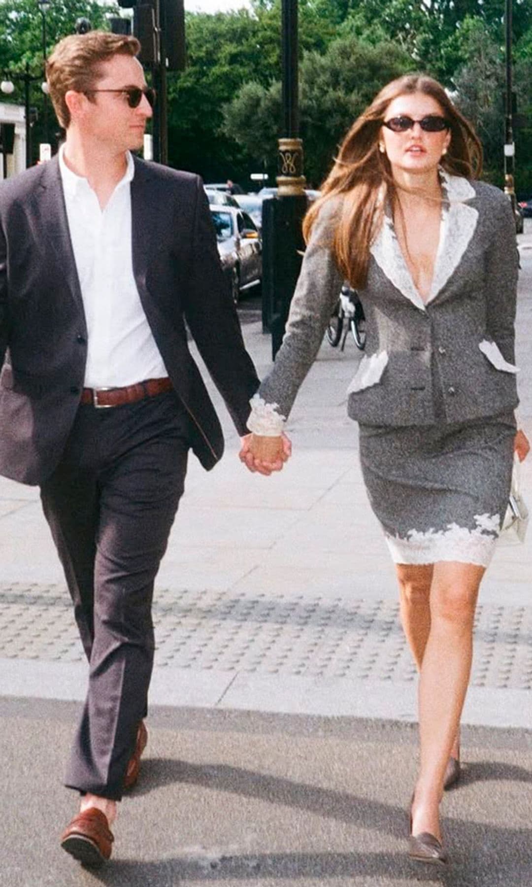 Vestirse en tiempos de Apps para una primera cita: cómo superar con éxito la teoría de los 100 milisegundos