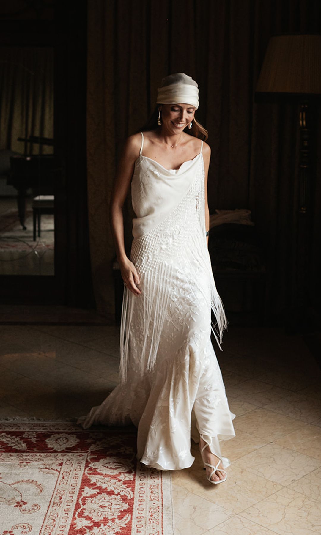 Novia viral con vestido de novia art deco