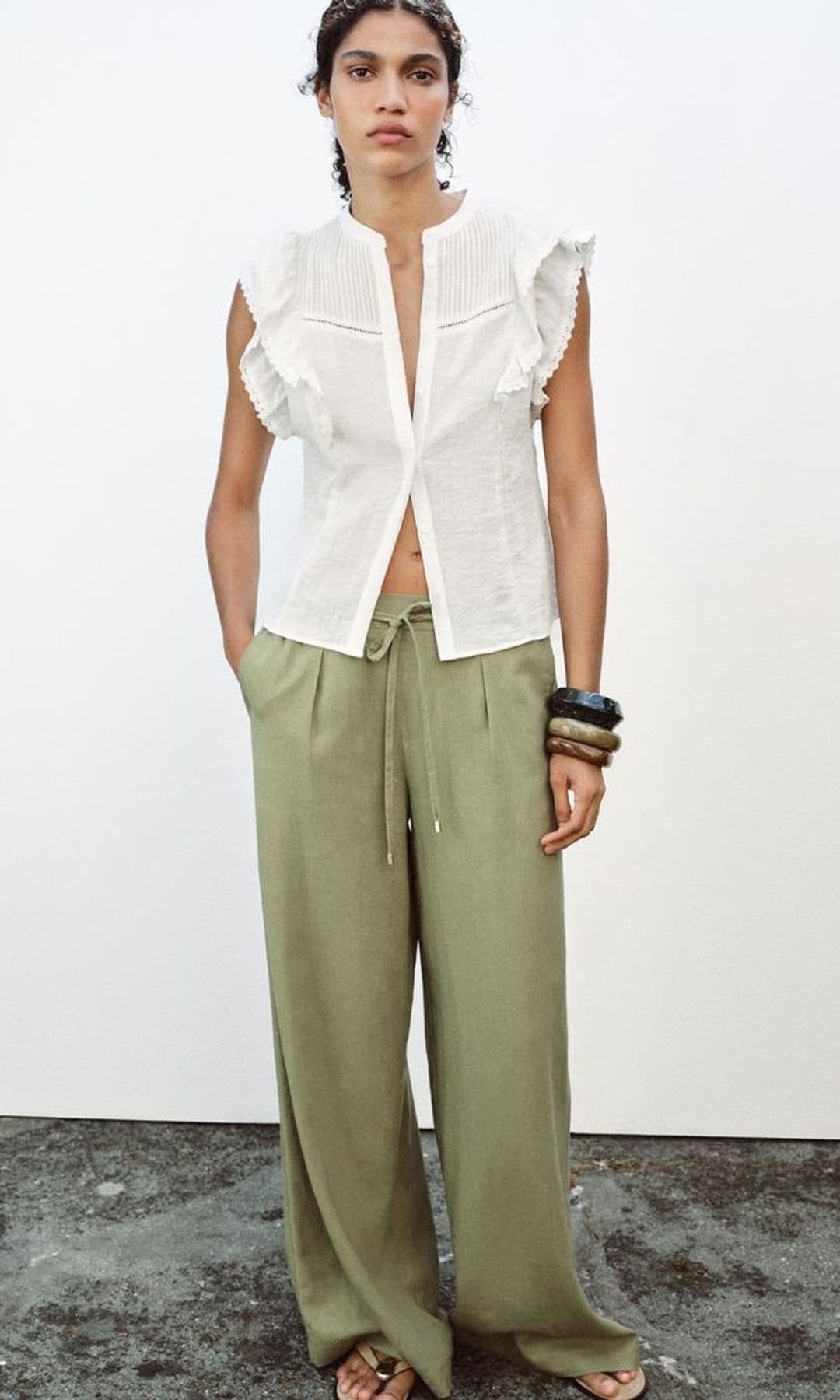 camisa blanca tirantes