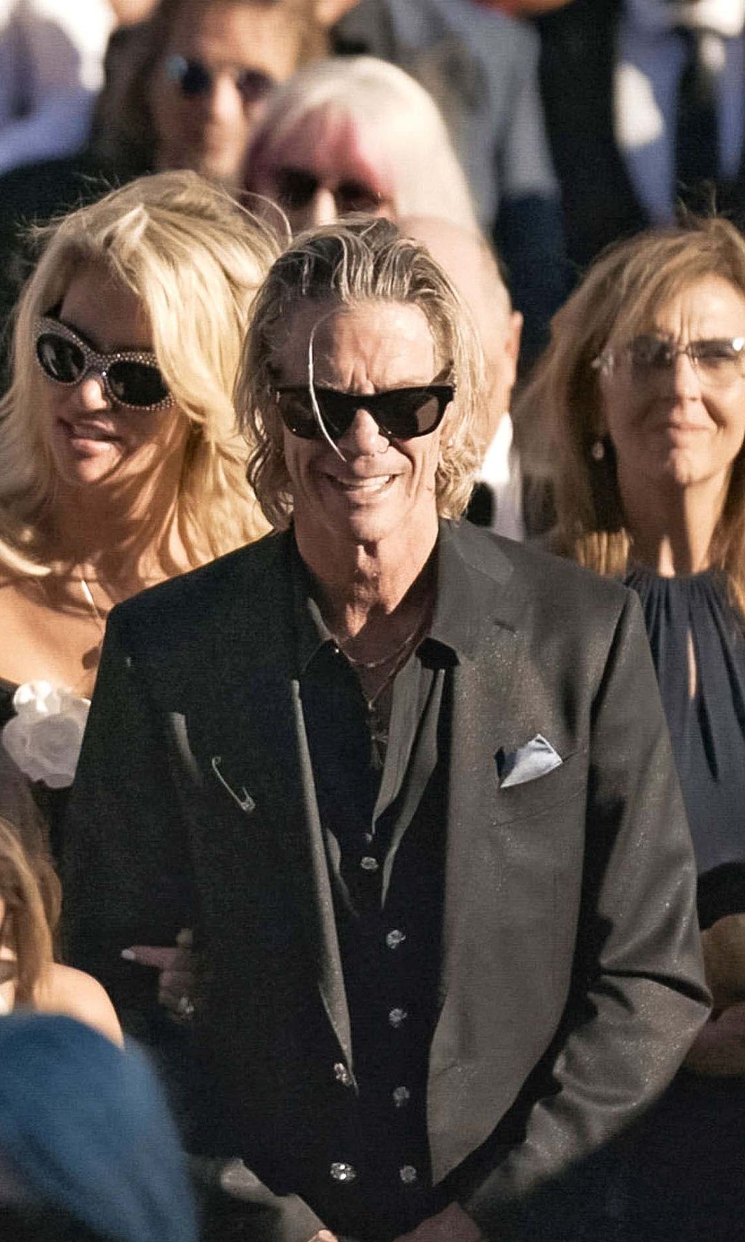 Duff McKagan, bajista de Guns N’ Roses, entre otros invitados