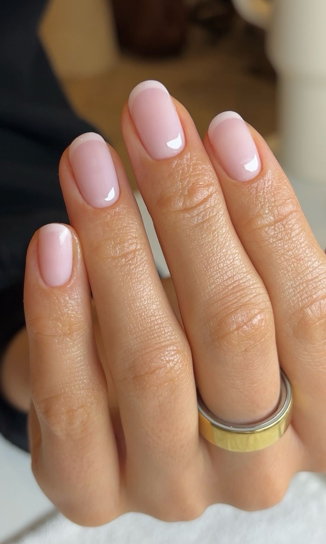 Manicura francesa suave