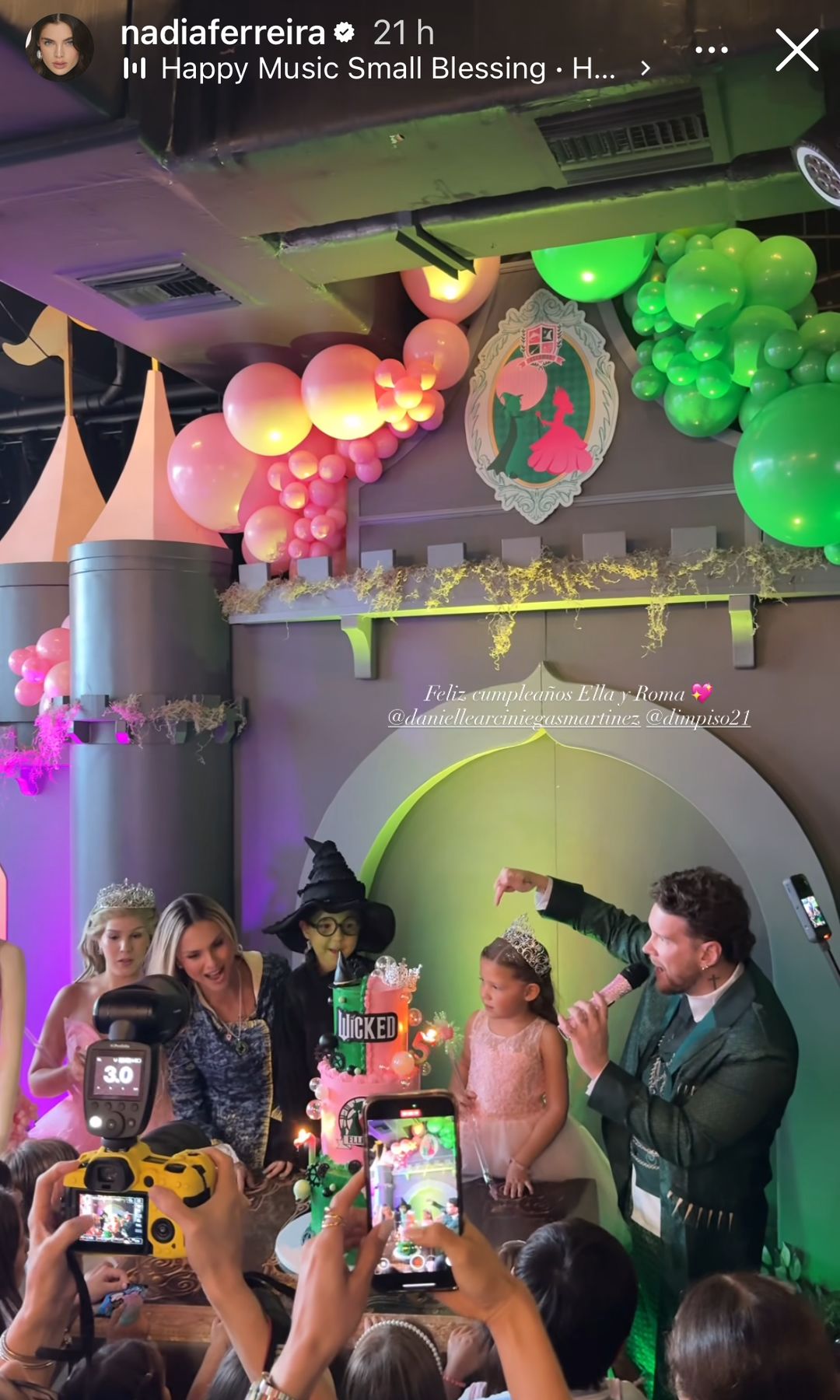 La fiesta de Ella y Roma fue con la temática de 'Wicked'.