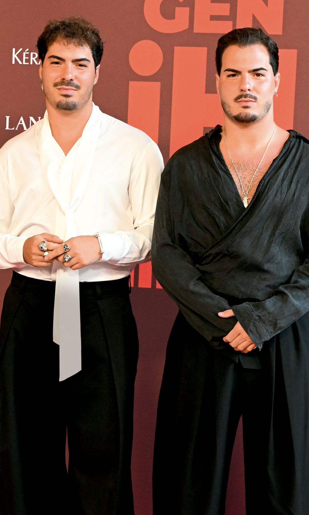 Jesús y Daniel Oviedo, Gemeliers 