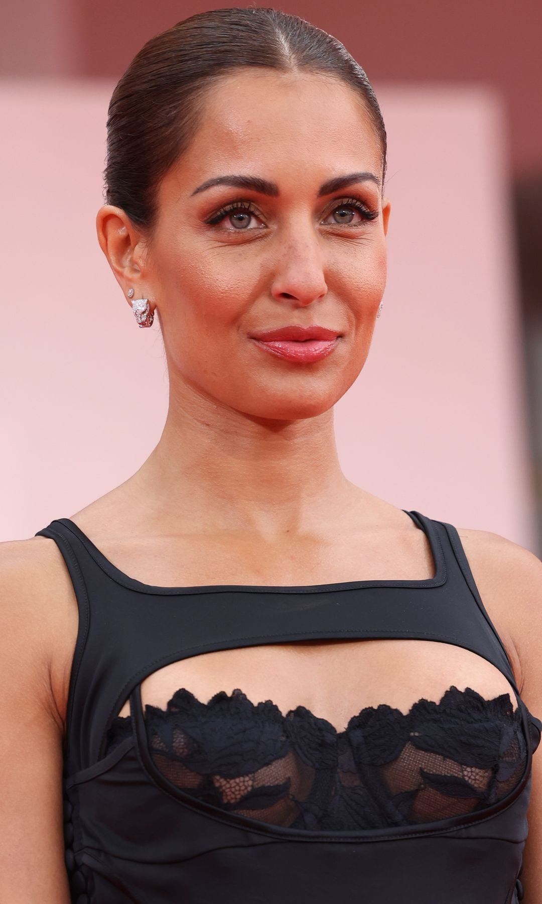 Hiba Abouk en el Festival de Venecia 2025