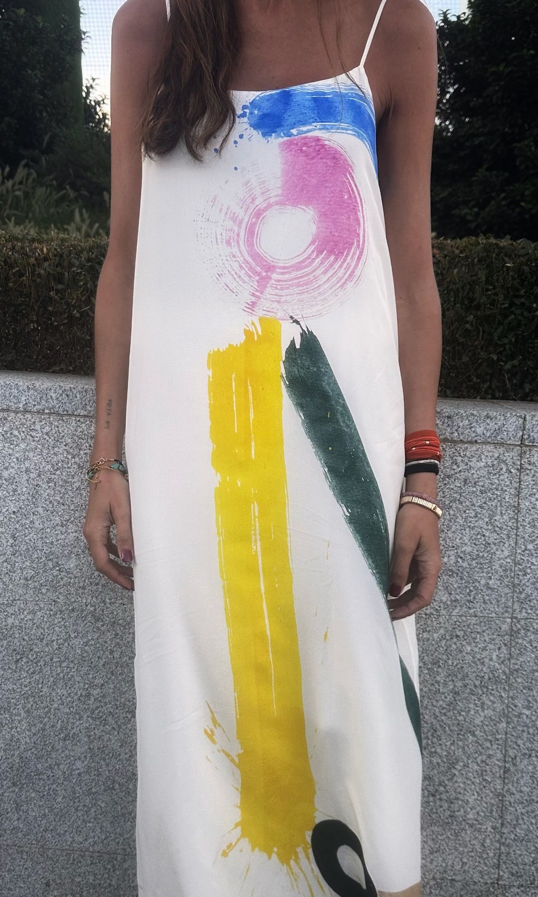 Sara Carbonero con vestido de MASSCOB
