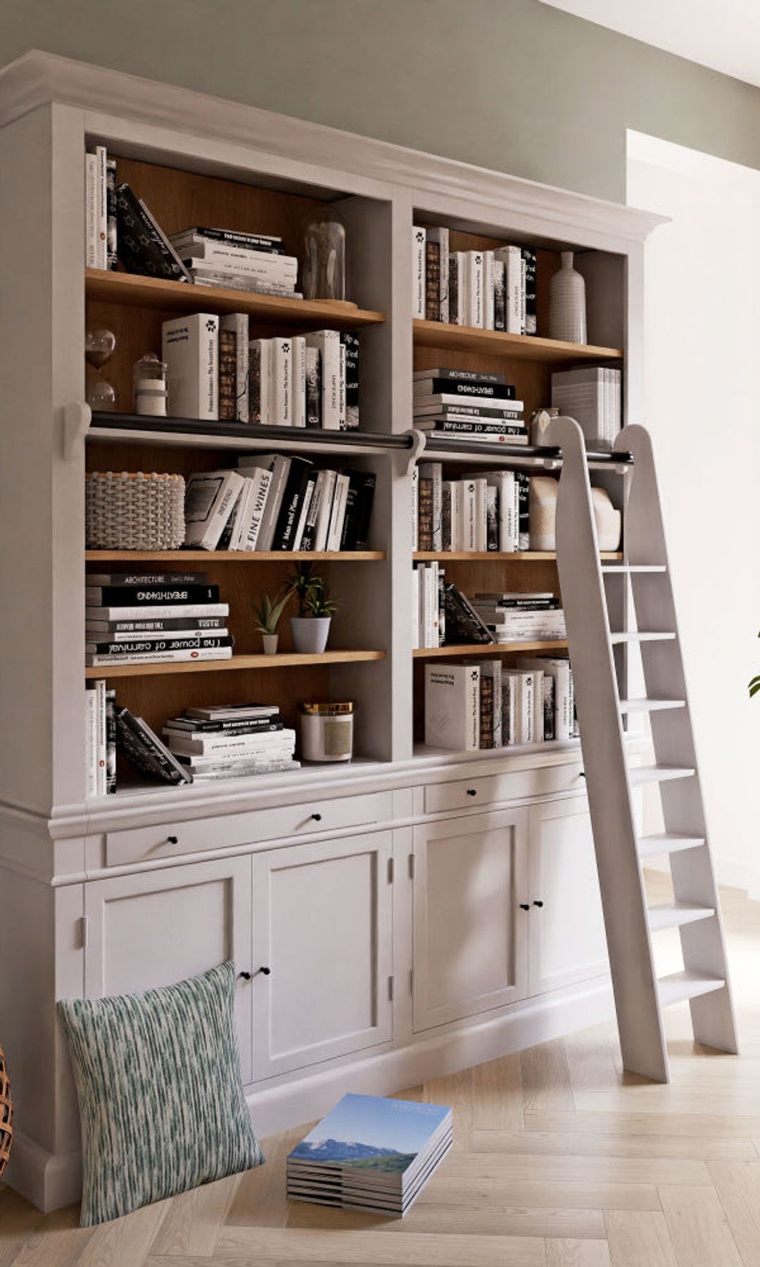 Librería blanca con baldas y puertas, escalera con raíl, suelo de madera, planta en maceta