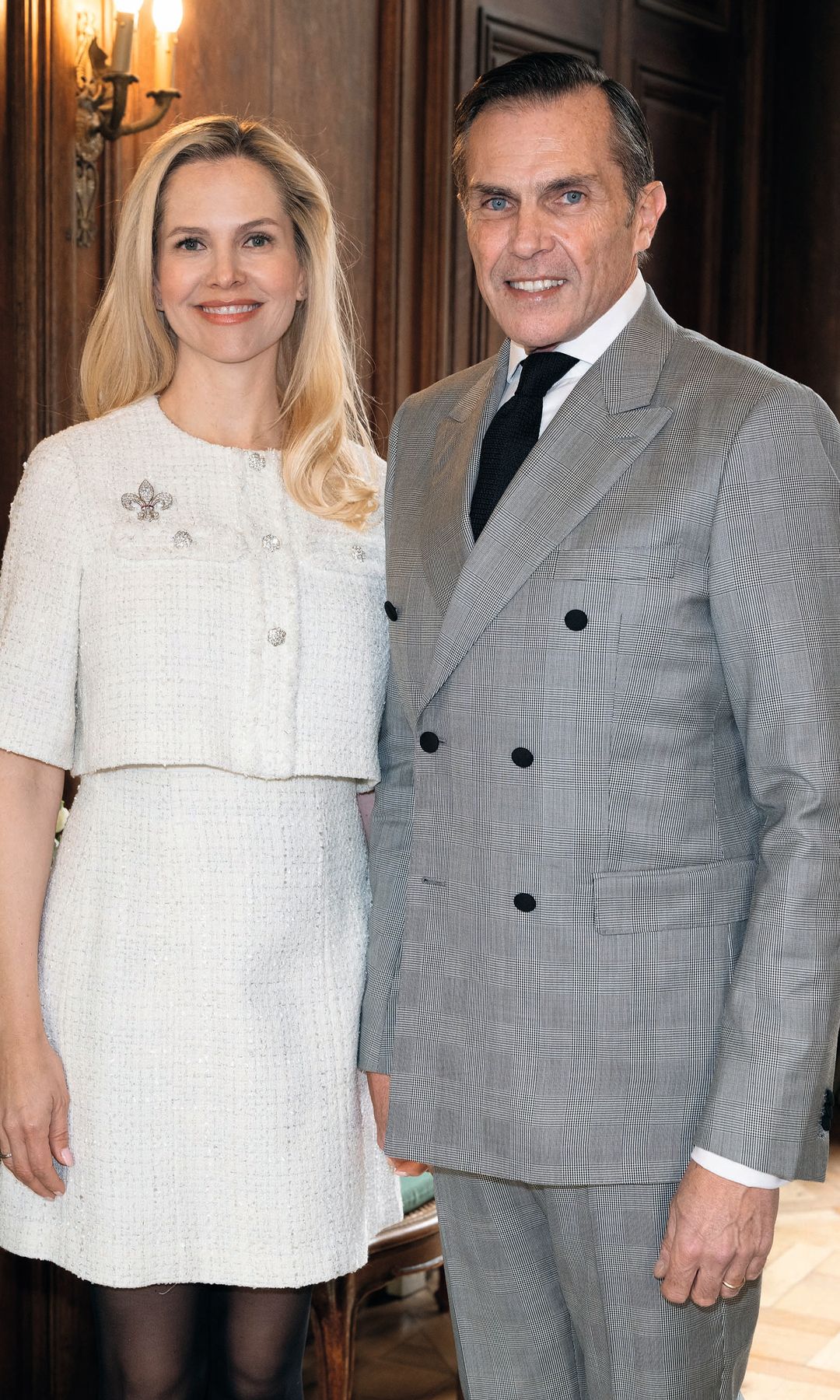 Carlos Felipe de Orleans y Naomi-Valeska Kern, quienes van a convertirse en padres la próxima primavera