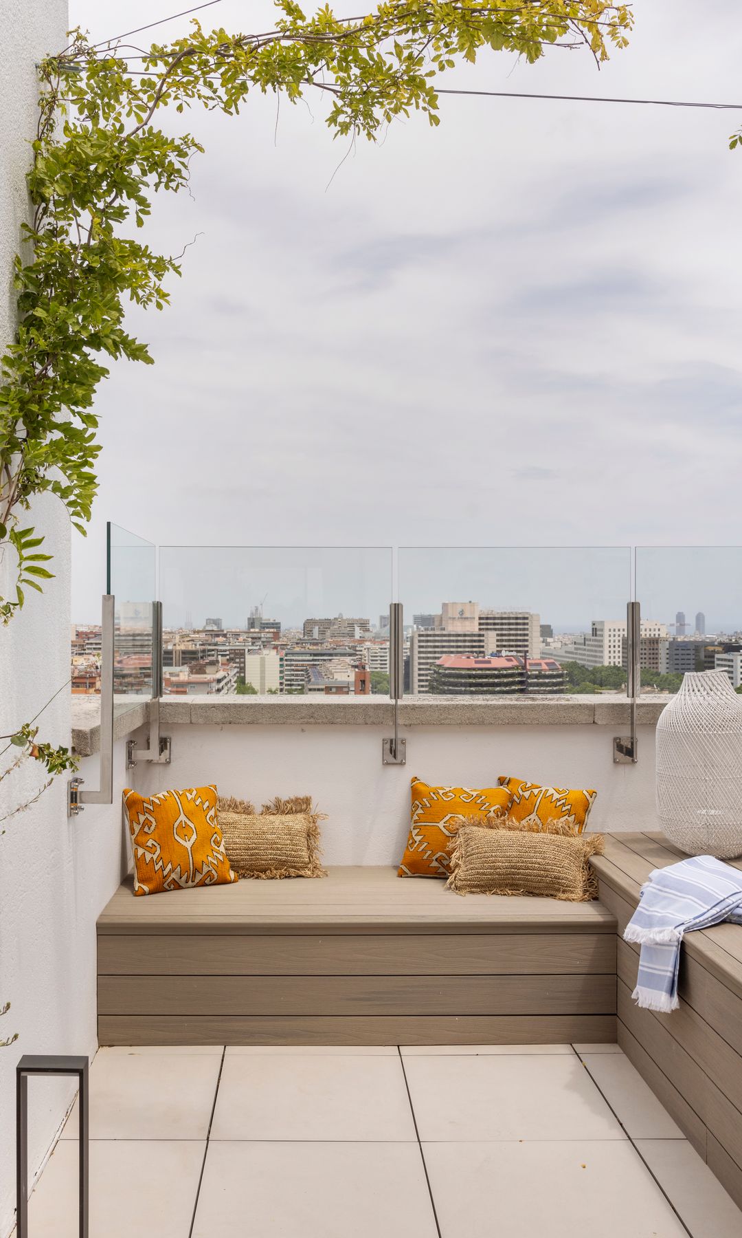 Banco de obra en terraza