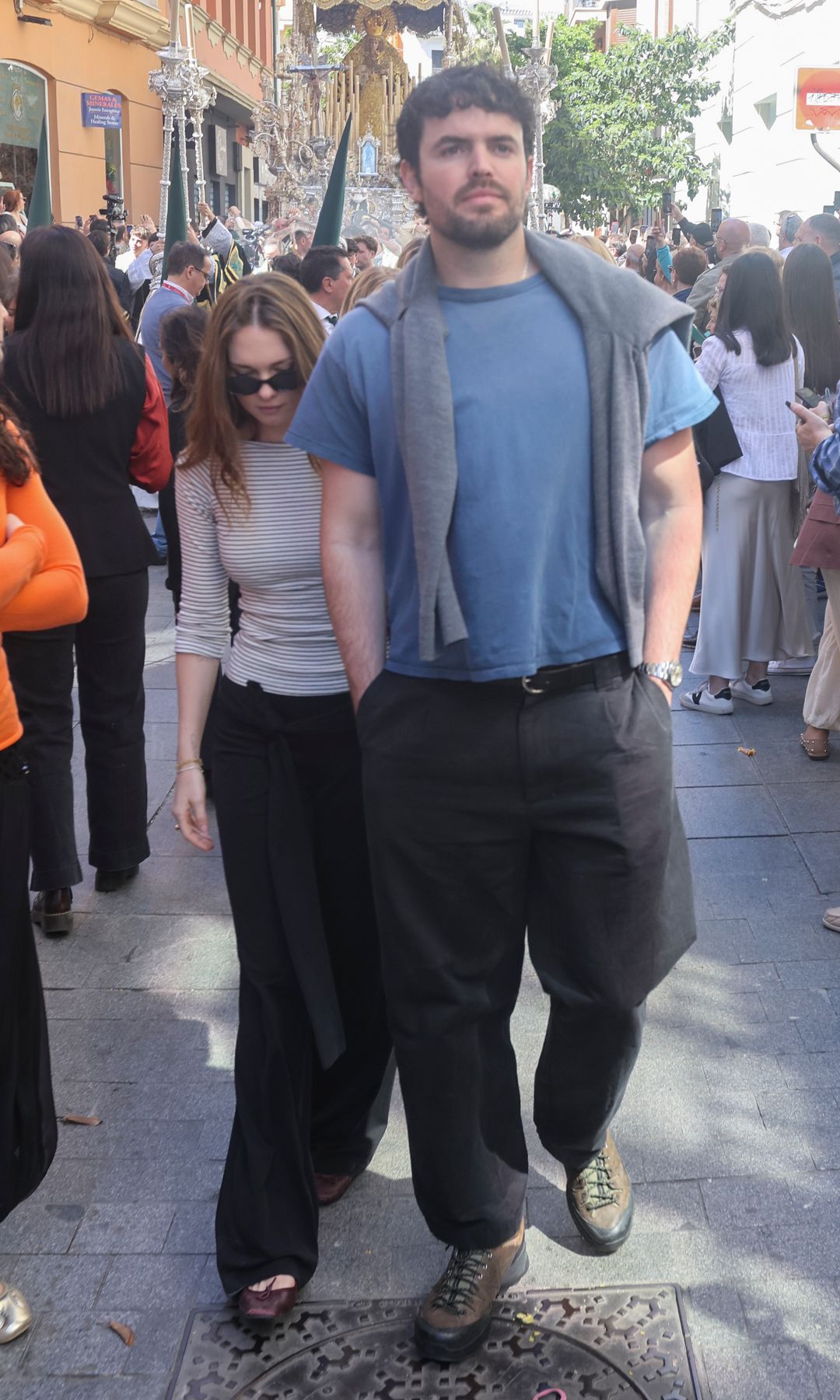 Stella Banderas y Alex Gruszynski en la procesión del Domingo de Ramos en Málaga. 29 de marzo de 2026