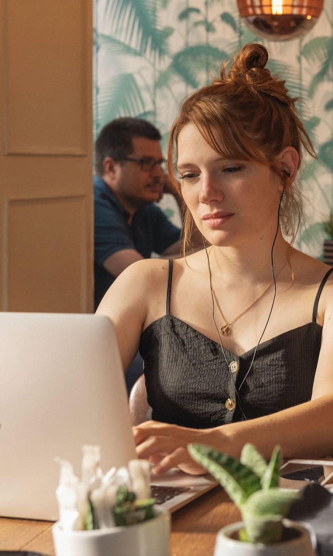 Valeria Netflix en el restaurante Frida de Chueca