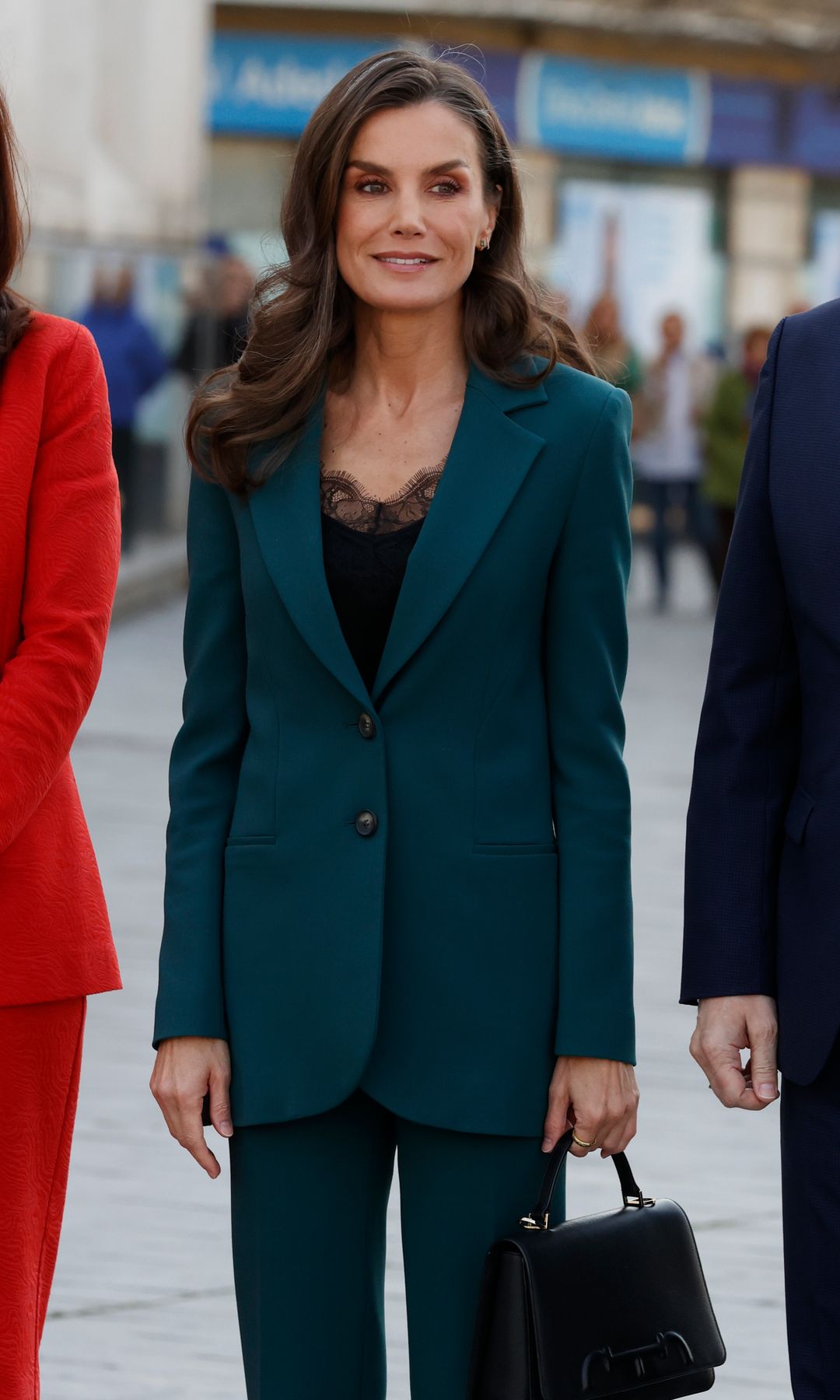 Reina Letizia traje