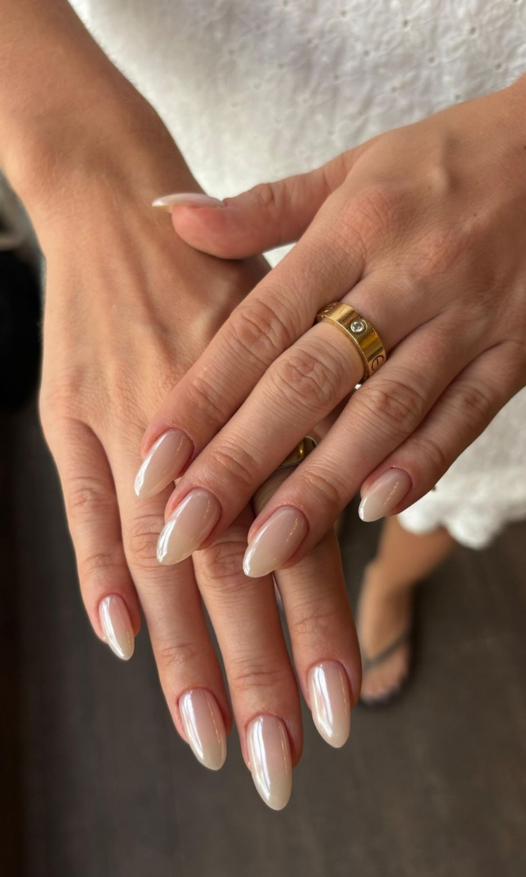 Manicura efecto perlado
