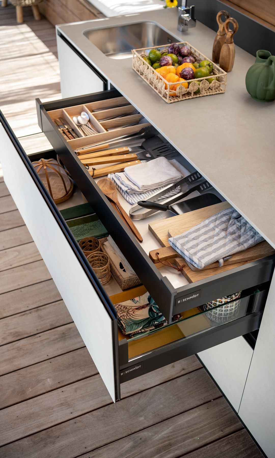 Cocina de exterior con cajones de Schmidt