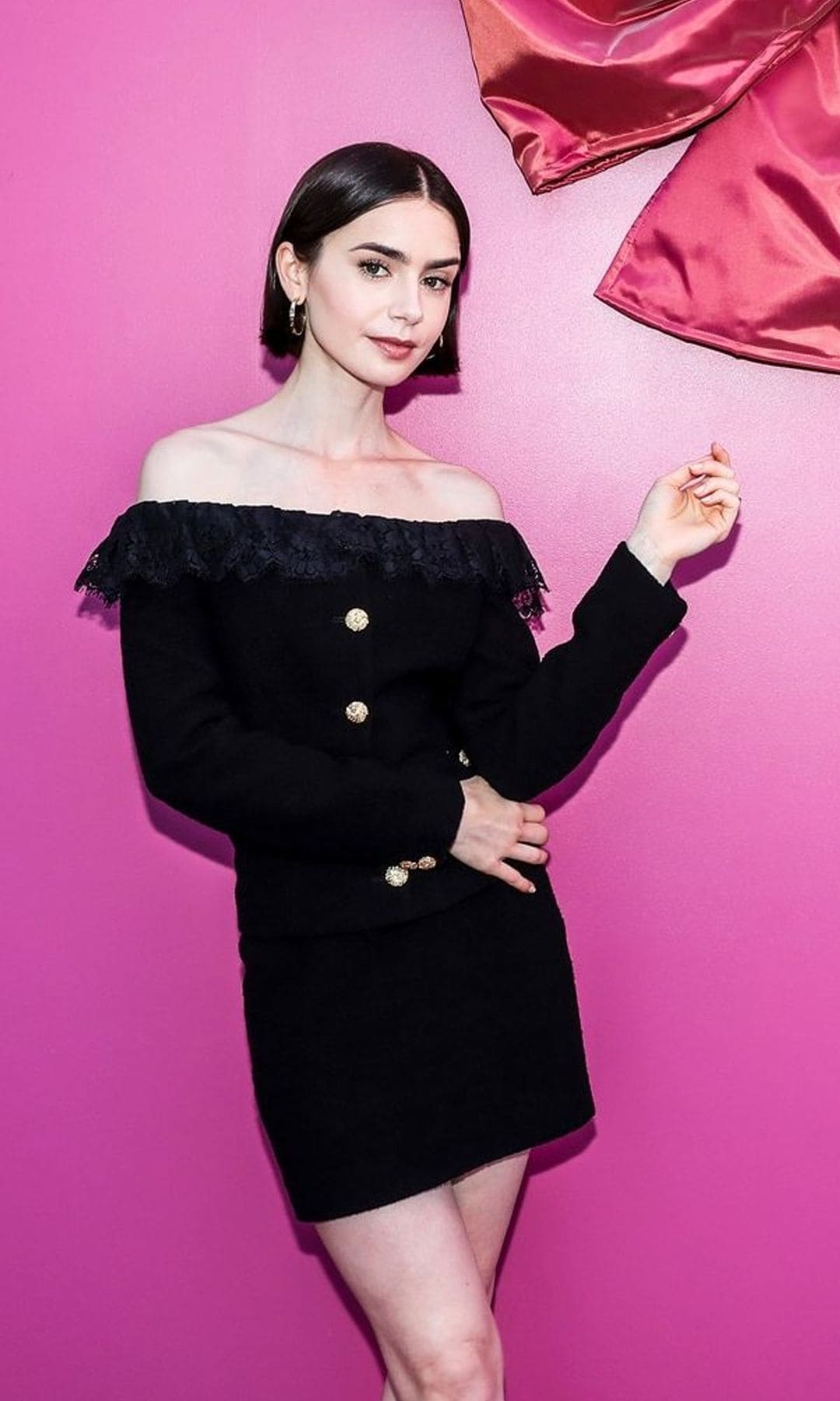 Lily Collins en evento con fans
